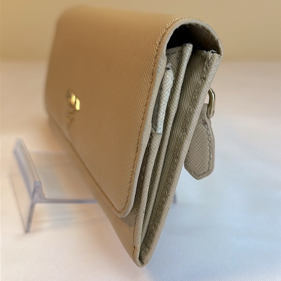 Prada Saffiano Leather Long Wallet Beige w/ Pink Leather Interior Holds phone - Picture 13 of 14